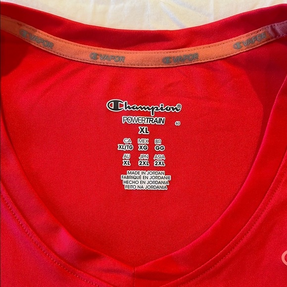 Champion Red Powertrain Vapor Active T-Shirt V Neck Women’s XL - Picture 3 of 7